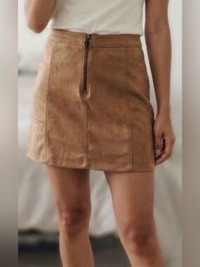 Old Navy Tan Faux-Suede Mini Skirt with Front Zip Ring
